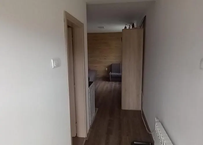 Narcis Polje アパート Divčibare